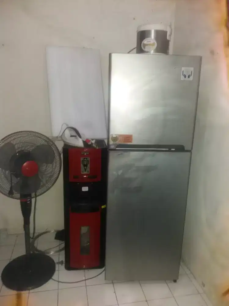 Jual MURAH Kulkas 2 pintu