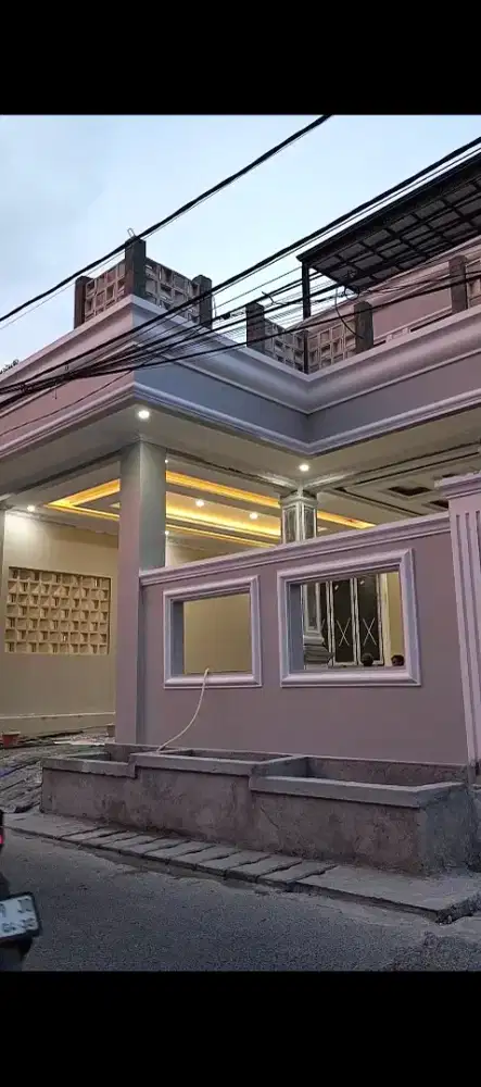 Tukang bangunan