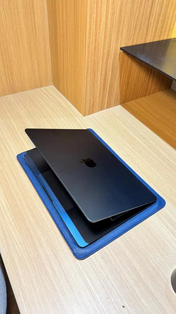 [FOR SALE] MacBook Air M2 8/256GB Midnight - Fullset & Terawat