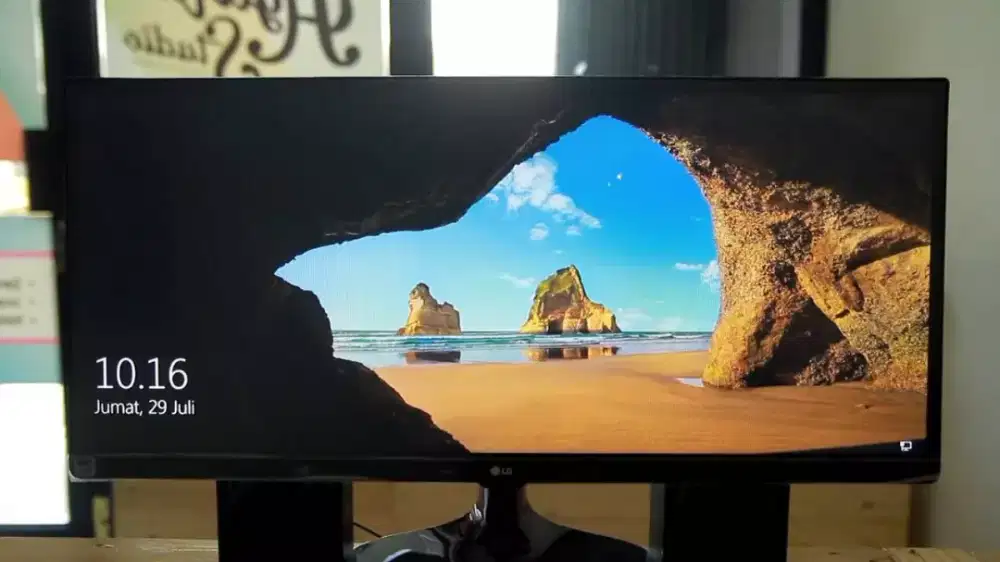Jual Monitor LG Ultrawide 25 inch Normal mulus