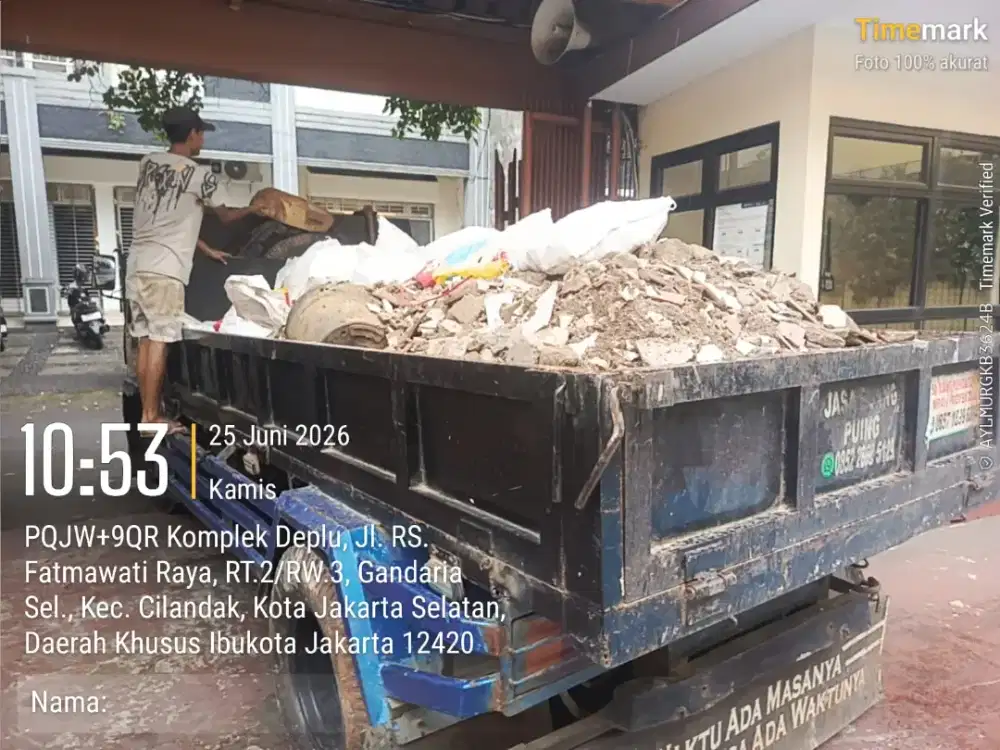 Jasa angkutan puing dan buang sampah