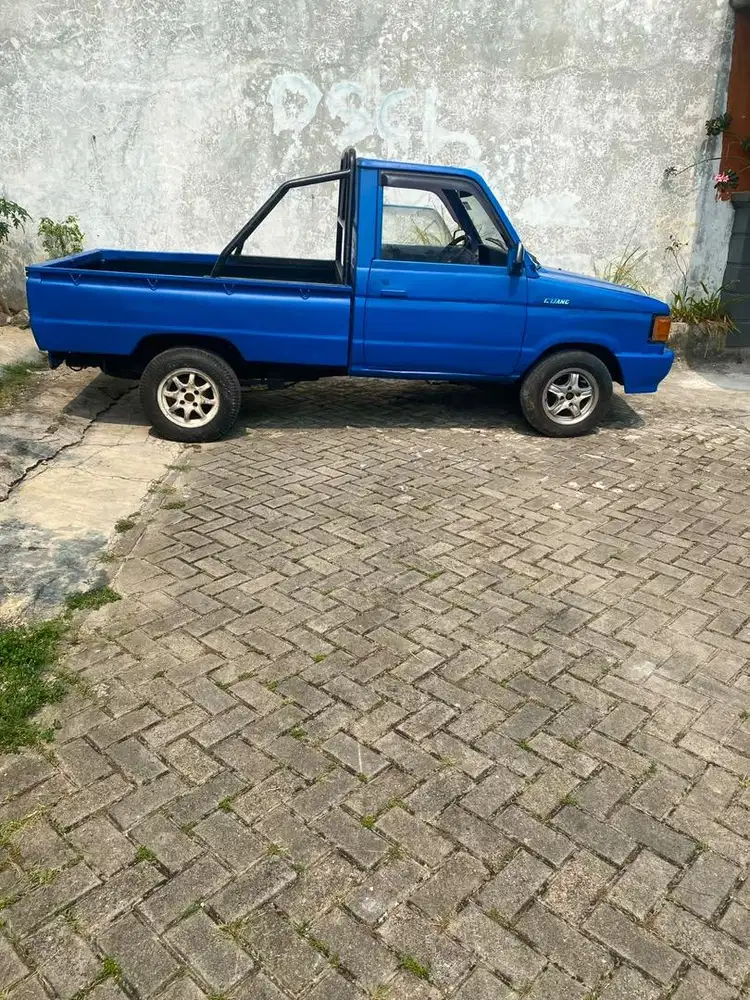 MOBIL PICKUP TOYOTA KIJANG SUPER 1993 BARU DI SERVICES