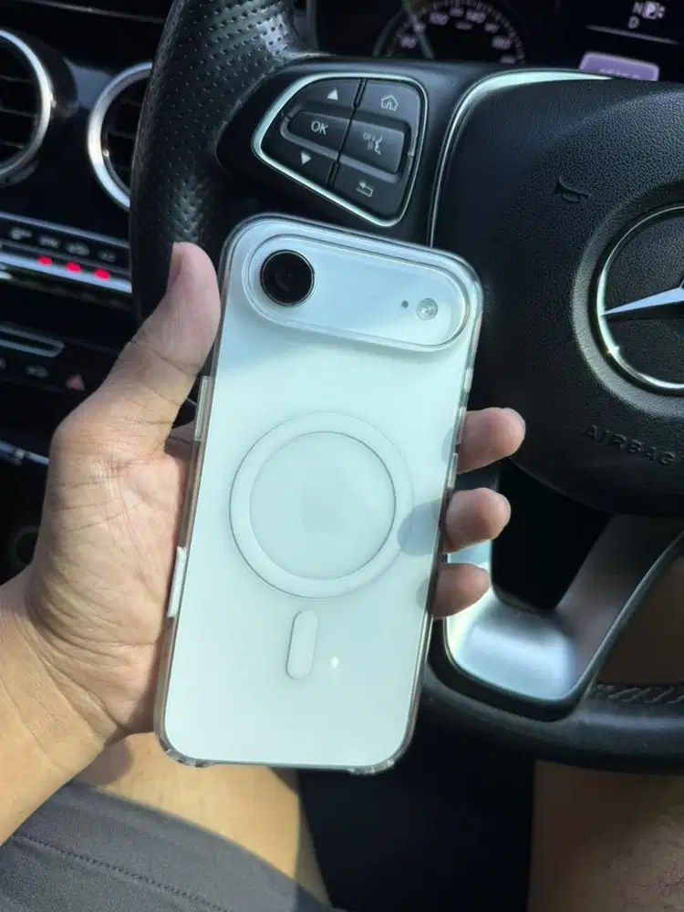 Dijual iphone air 256gb second garansi resmi