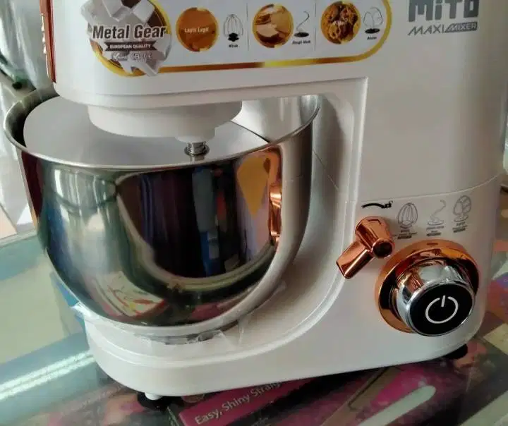 Mixer mito mx700 putih