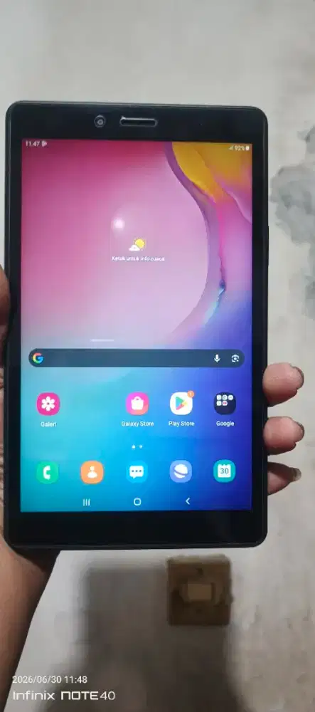 Tablet samsung A8 ram2/32 batagan