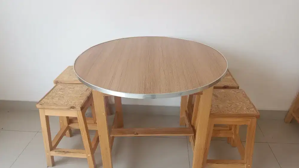 Dijual 7 set meja cafe bundar+bangku kayu jati belanda