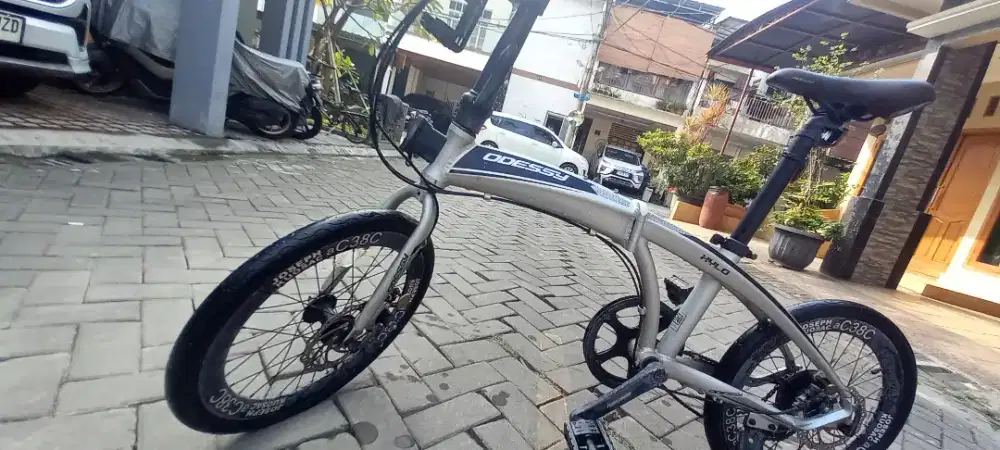 Sepeda Lipat Folding ODESSY HYLO 20 16 Speed Disc Brake ( nego )