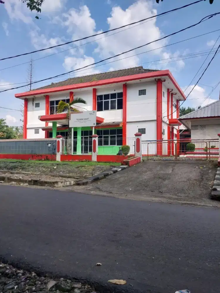 Di sewakan kantor