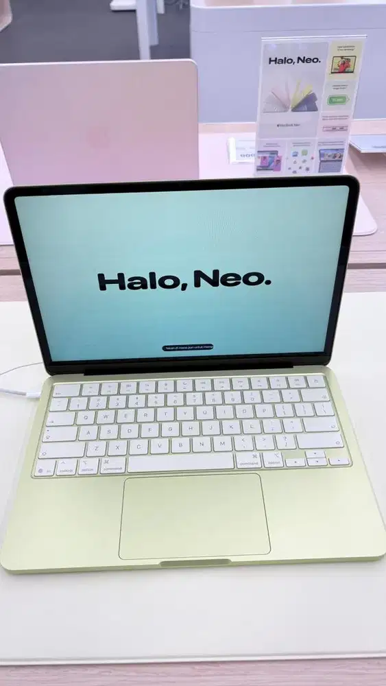 Macbook Neo New bersegel garansi resmi apple