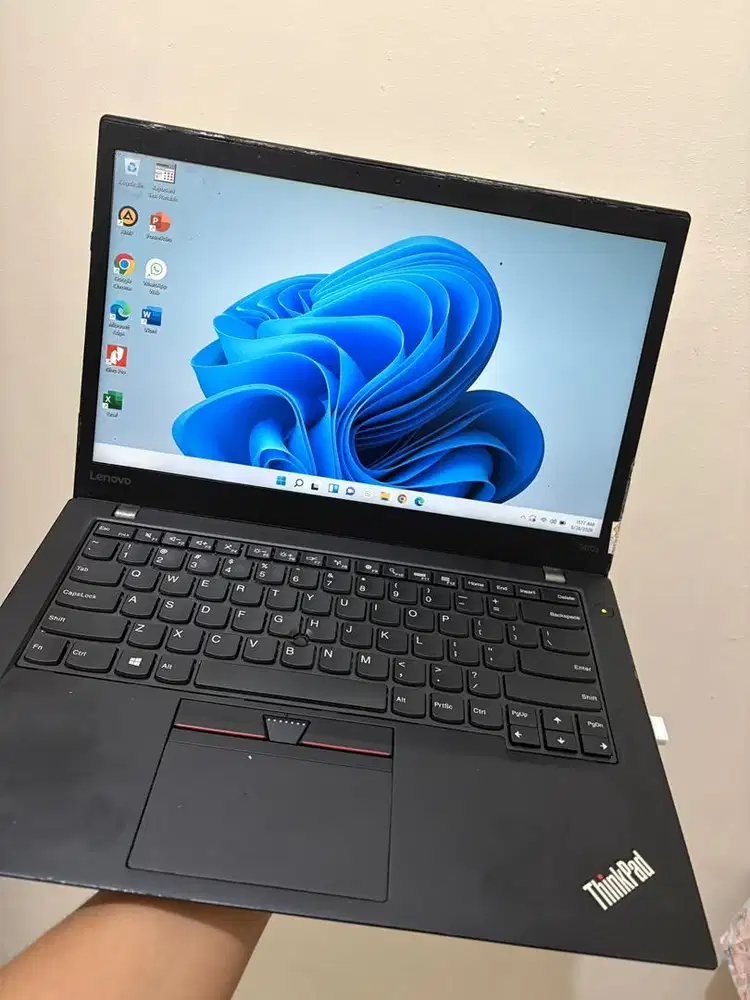 DIJUAL Lenovo ThinkPad T470s | Core i7 Gen 7 | 8GB/256GB