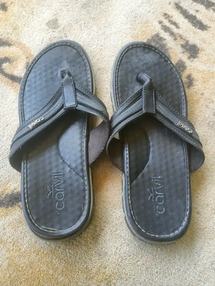 Sandal Carvil hanya 40.000 aja