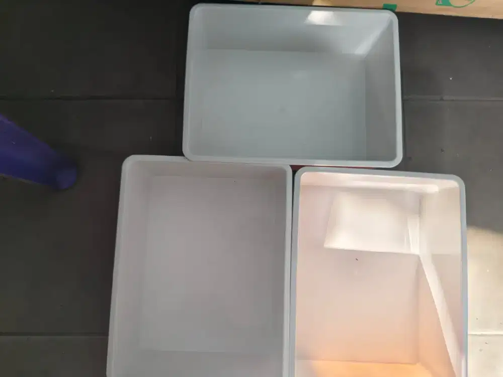 Box serbaguna bekas pakai seperti baru