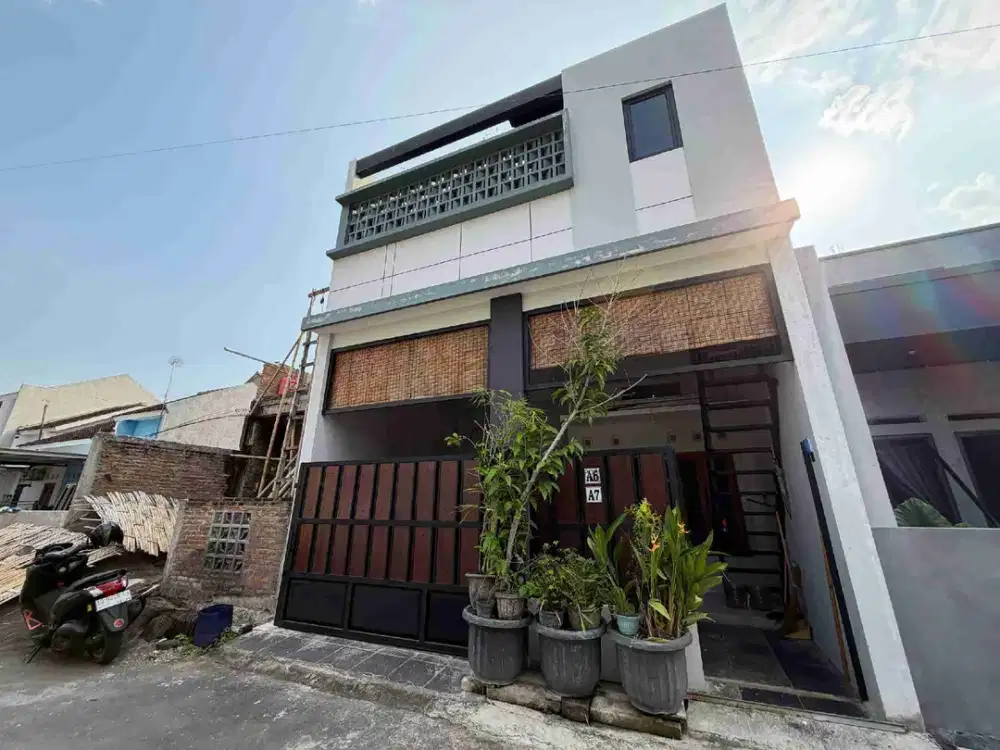 Rumah Mewah Cantik Siap Huni di Mayang Gatak