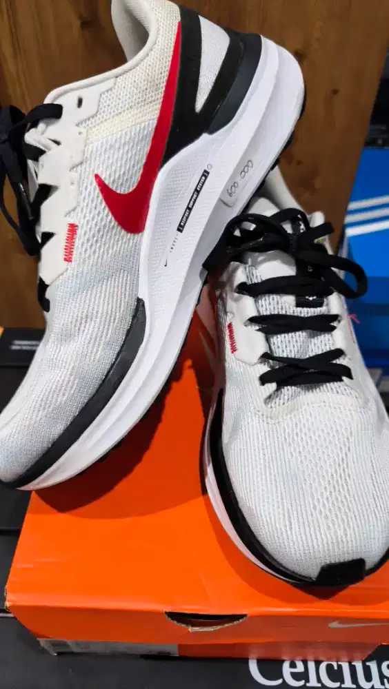 Jual sepatu Nike air zoom structure