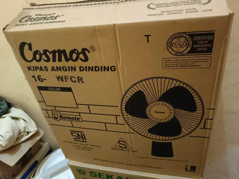 Kipas angin dinding cosmos remote & sekai remote