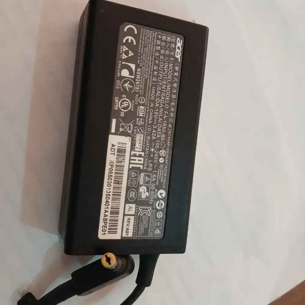 Charger laptop acer 19v 3 42a original
