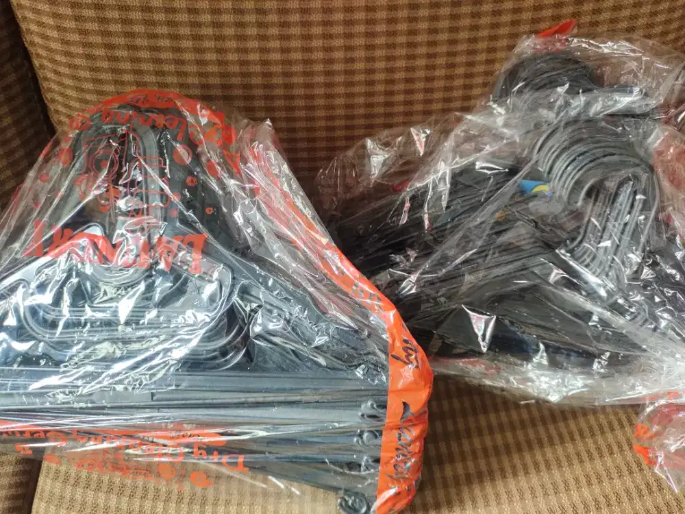 Hanger Gantungan Baju