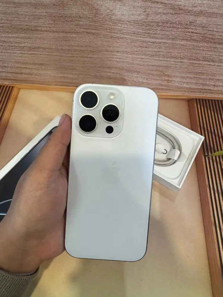 iPhone 16 Pro 128GB White T ibox BH 92% lengkap