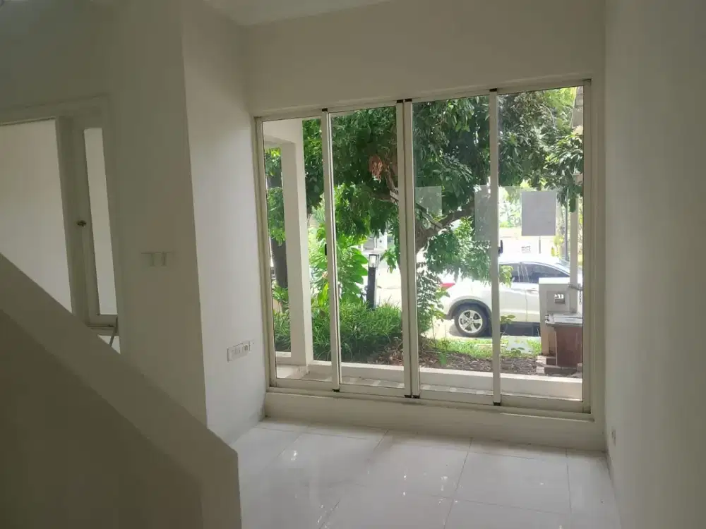 Disewakan Rumah Siap Huni KT 3+1, Cluster Volta Gading Serpong