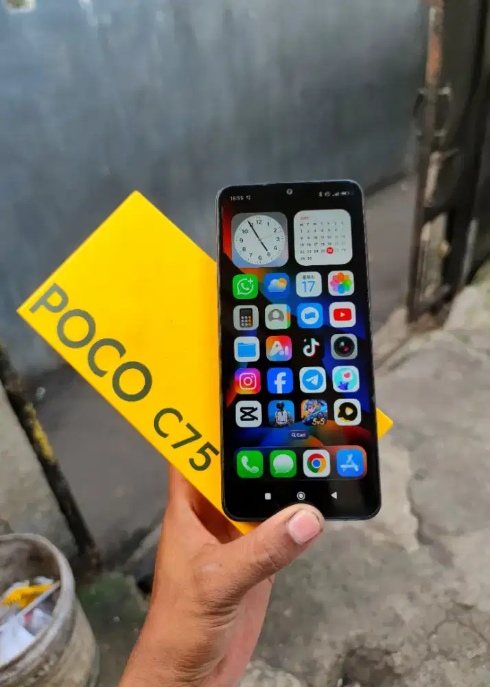 Jual cepat poco c75 mulus full ori 8+8/256gb siap pakai