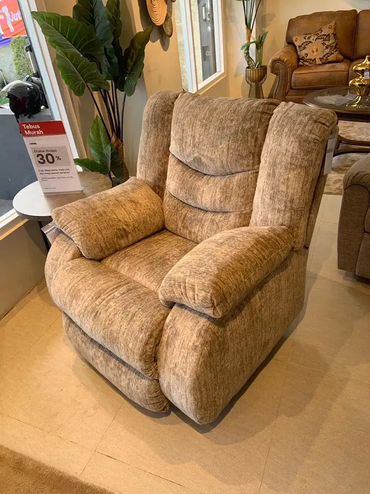 Sofa Reclainer informa