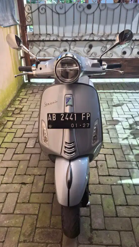 Jual vespa primavera 2022 a.n sendiri