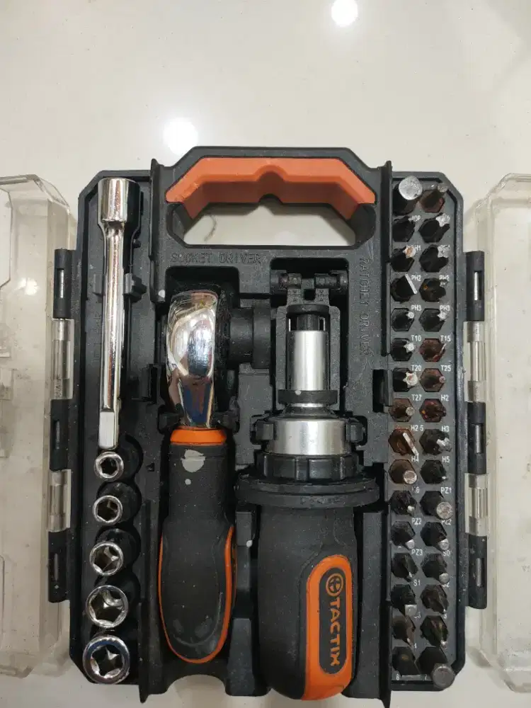 TACTIX Ratchet Screwdriver & Socket Bit Set 43 Pcs Ori Ace Hardware
