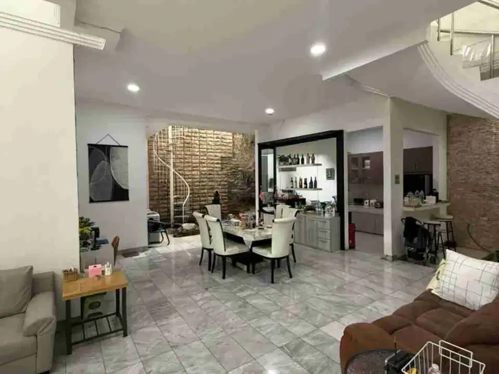 Di Jual Rumah Camar permai PIK 1