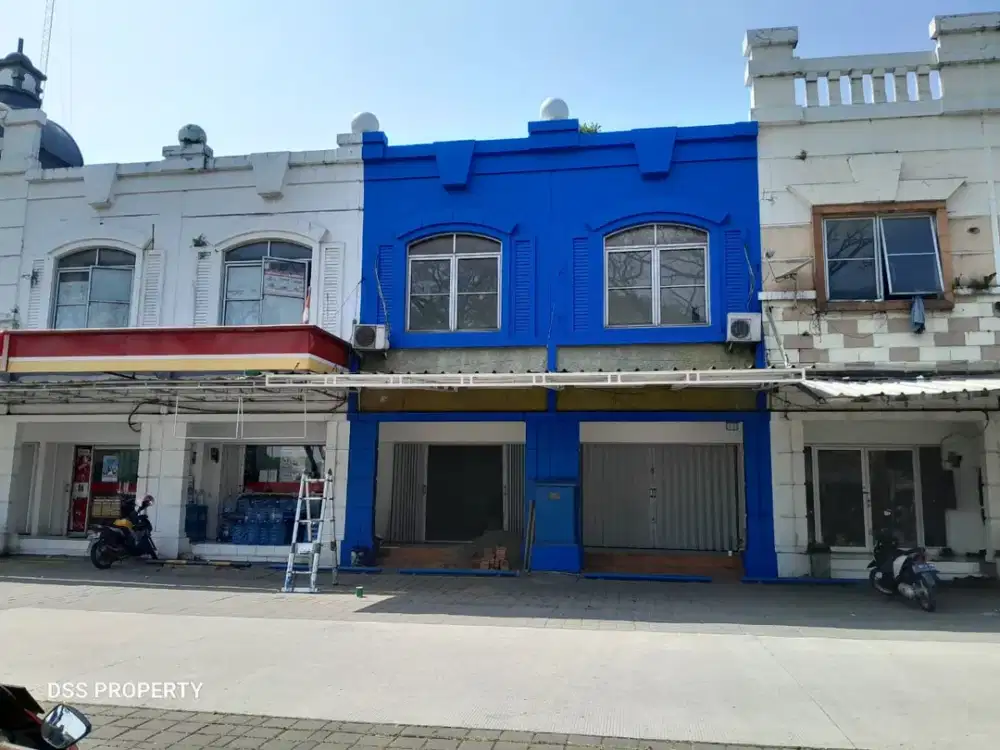 Ruko Gandeng Kawasan Notredame Kota Deltamas 2 LT Rp 120 Jt/ tahun 2 KM