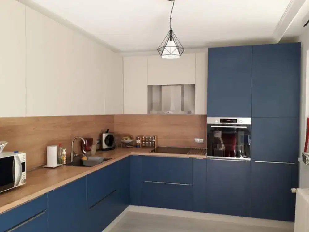 Kitchen set , Backdrop tv , Tempat tidur , Lemari