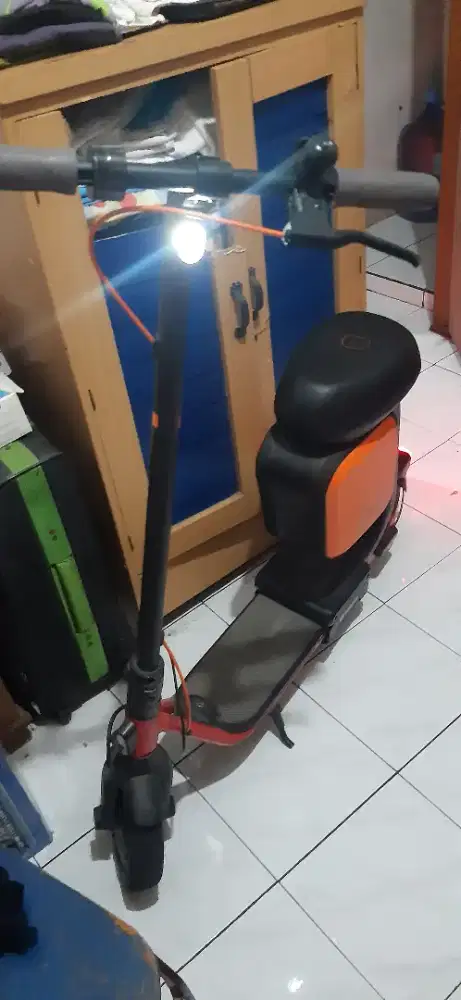 Dijual Scooter Segway Ninebot D28 include Seat