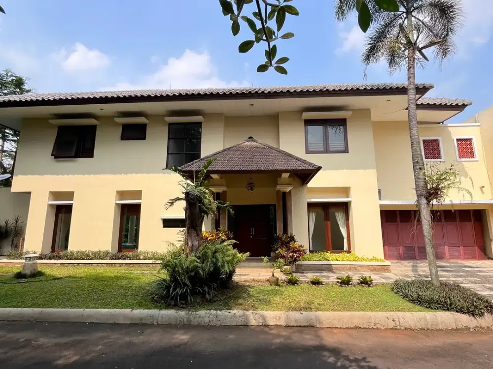 Disewakan Rumah Mewah Private Siap Huni Jakarta Selatan