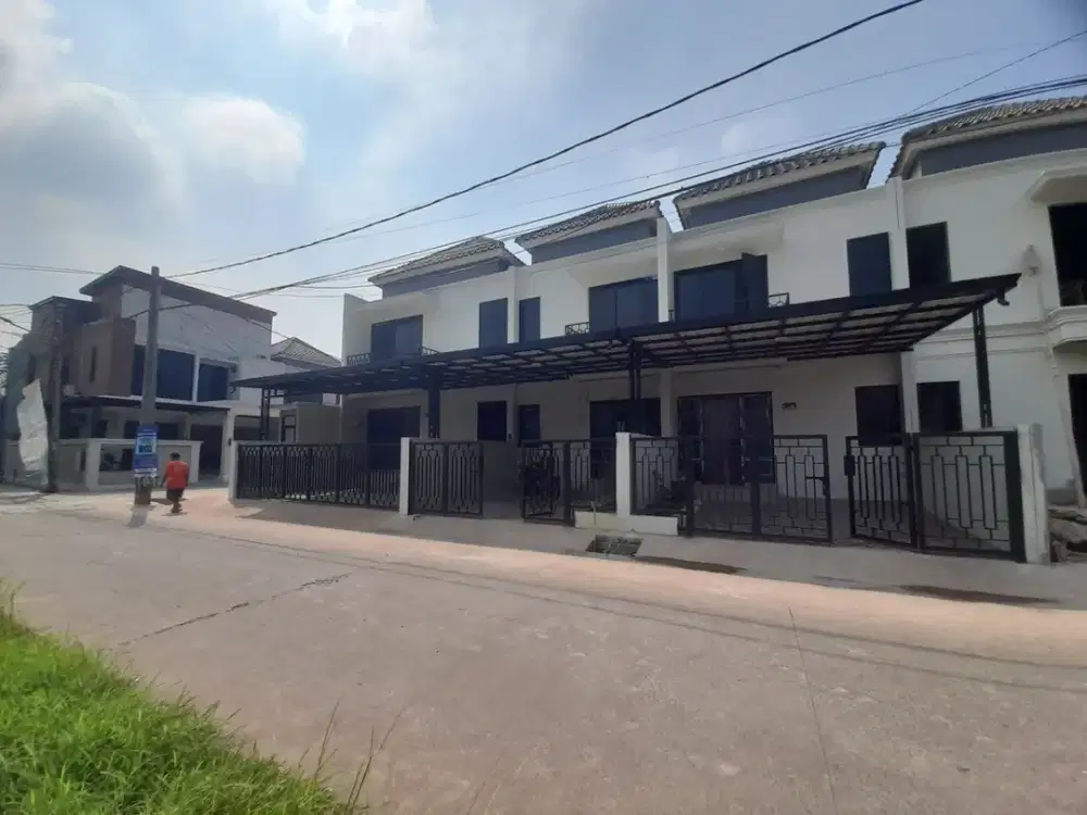 Rumah cakep siap huni lokasi strategis akses lebar muat 2mobil harga 800juta an