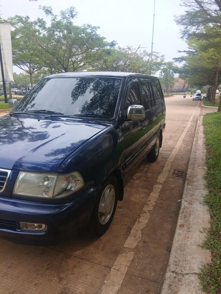 Toyota Kijang 2000 Bensin