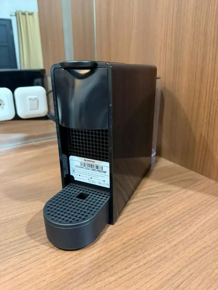 Mesin Kopi Nespresso Essenza Mini