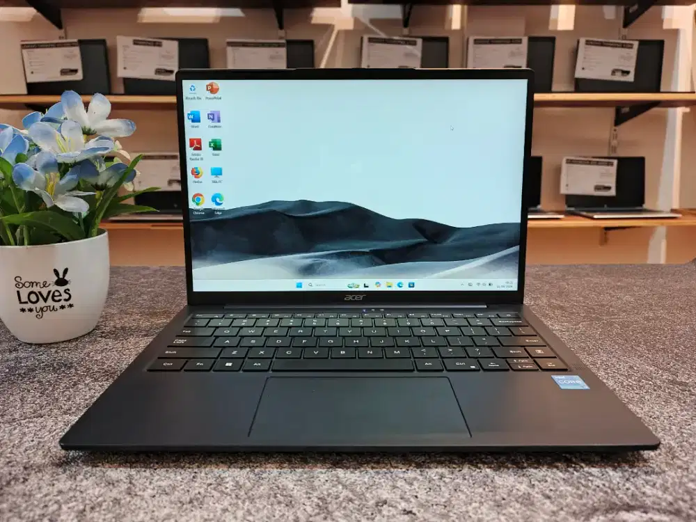 BU! Laptop Bekas Siap Pakai! Acer Lite AL14-14M RAM 8 GB‎