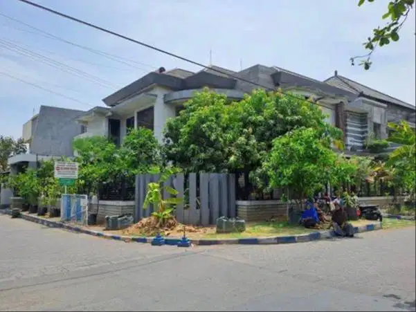 Dijual Lelang Rumah Hook Mewah di Jl Utama Deltasari Indah Sidoarjo