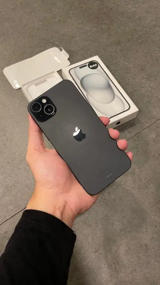 iPhone 15 Plus Black Titanium 128GB (Resmi BliBli)