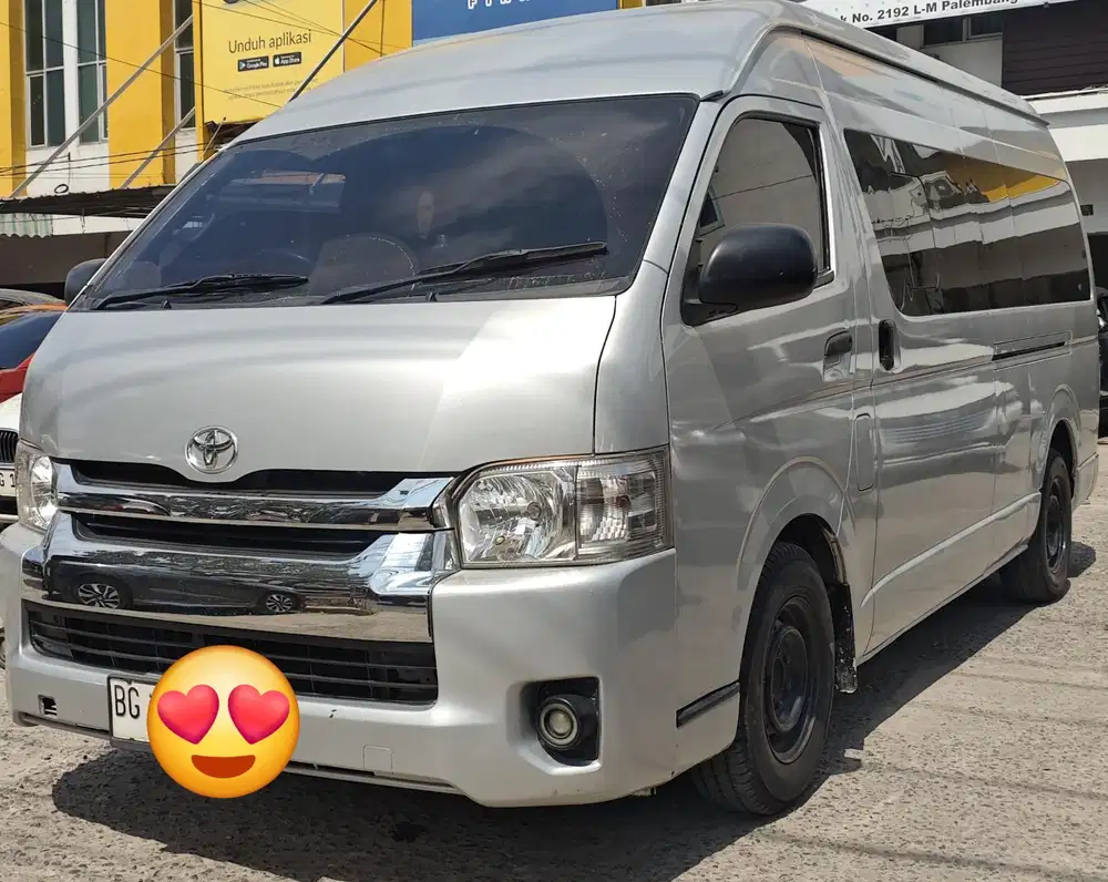 Hiace commuter 2,5 M/T 2017