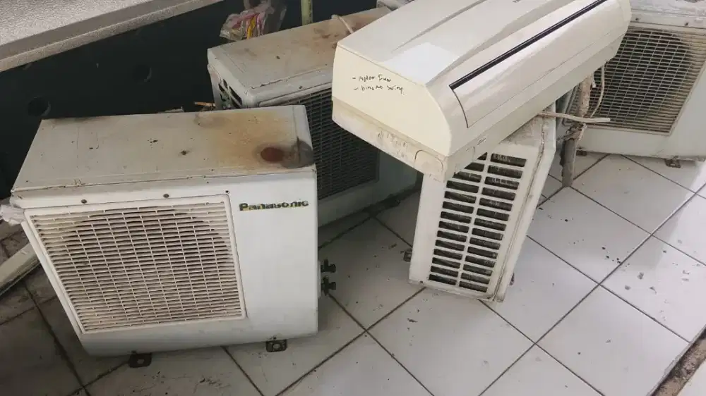 Penampong AC bekas