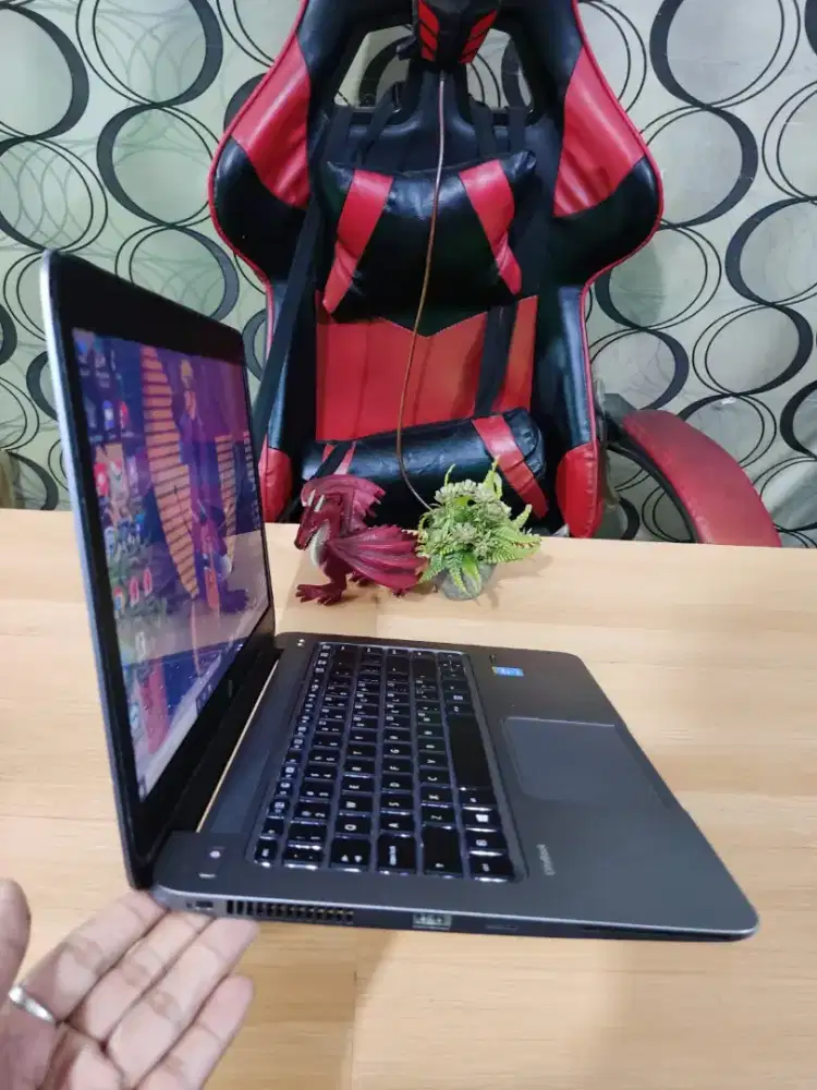 Laptop HP Folioa 1040 SSD 256Gb Body SLIM Murah