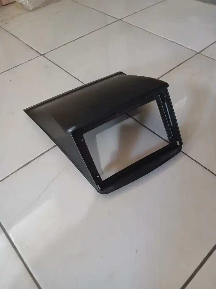 Frame monitor 9 inch pajero 2009-2015 copotan