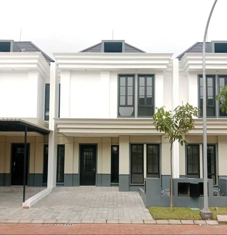 Dijual Lelang Rumah Murah di Dian Istana The White House Surabaya