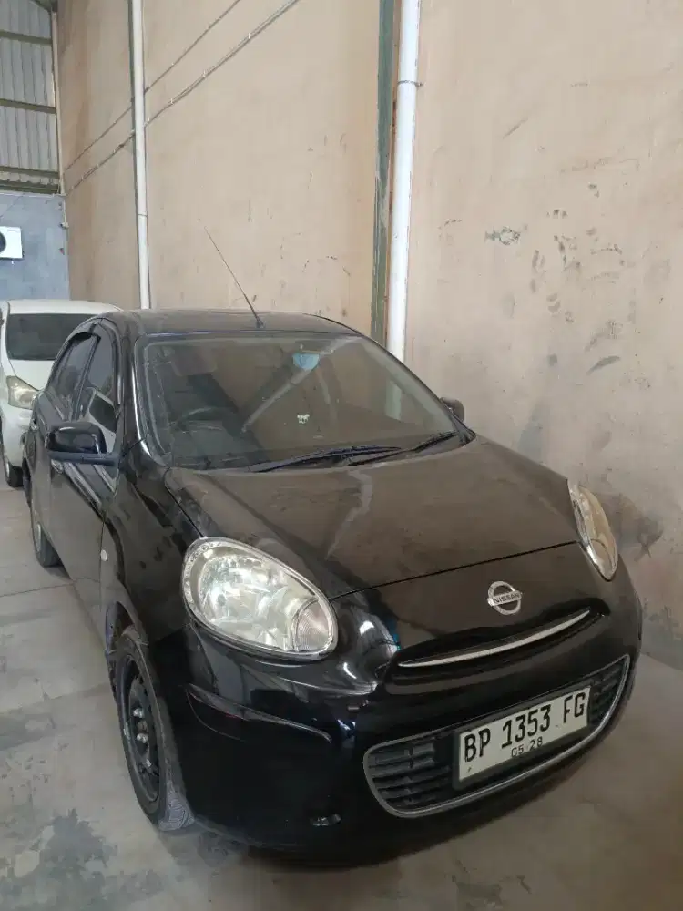 NISSAN MARCH 1.2 A/T