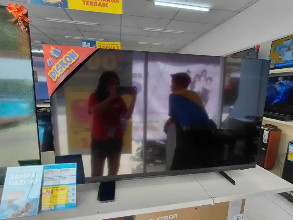 TV SAMSUNG 55 Inch 4K Smart tv 130 watt