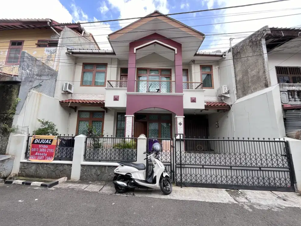 Dijual Rumah Terawat siap huni di Duren Sawit, Jakarta Timur