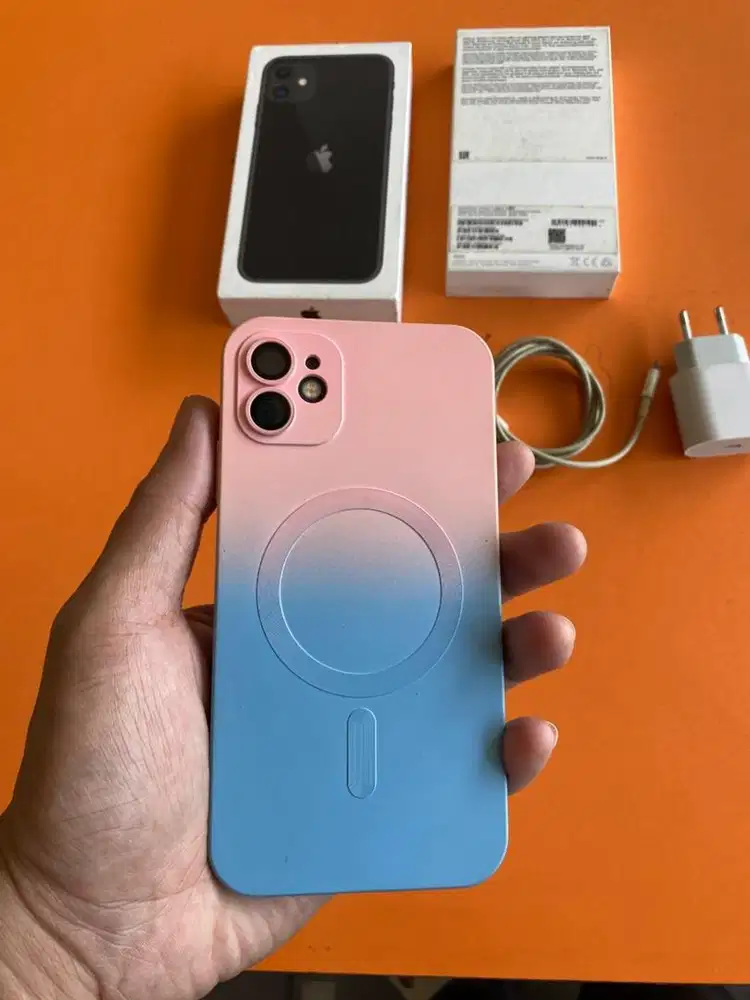 Dijual iPhone 11 128gb iBox resmi fullset