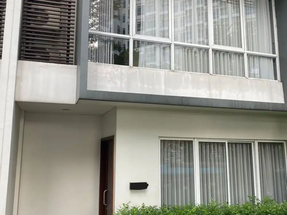 DISEWAKAN TOWNHOUSE PREMIUM – PURI MANSION, JAKARTA BARAT