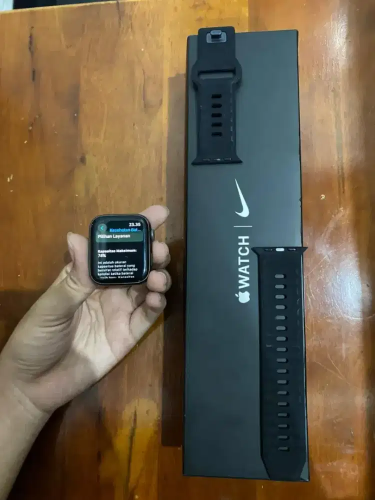 Apple watch series 5 44mm (NIKE)
