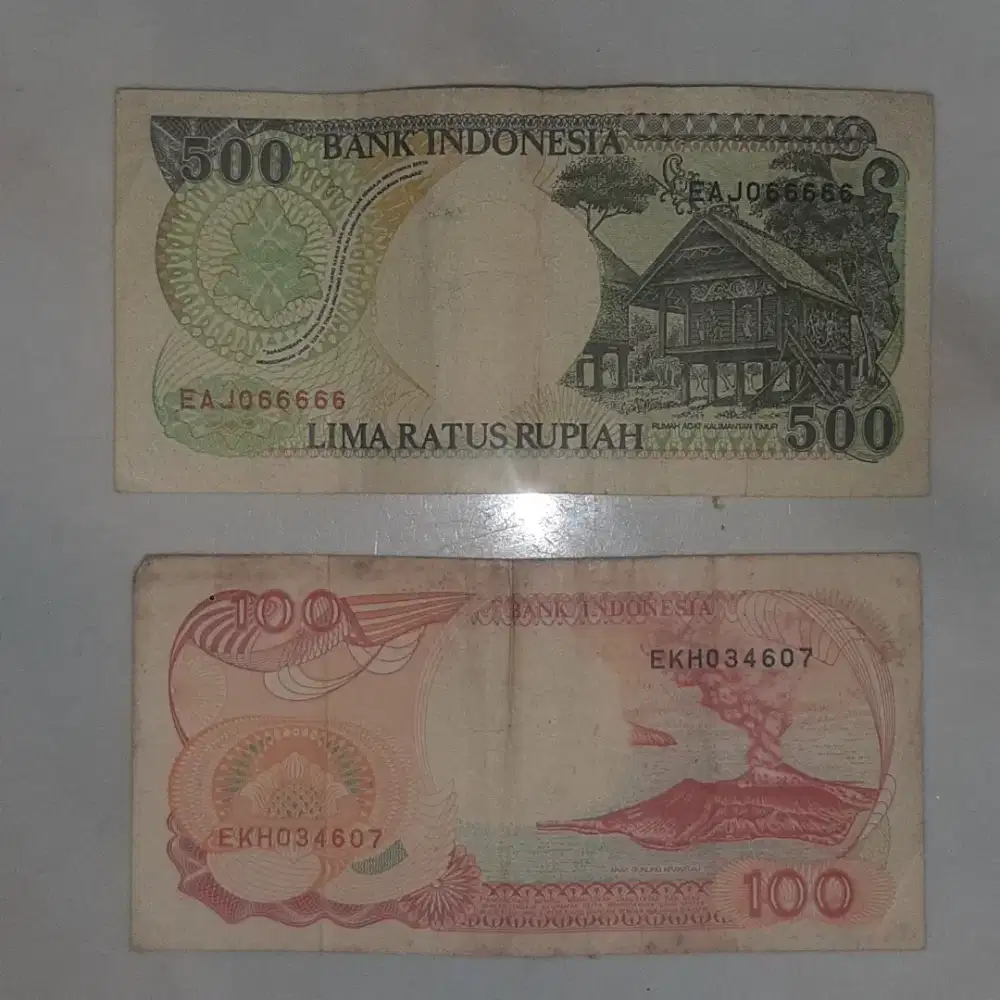 Uang jadul 500 dan 100